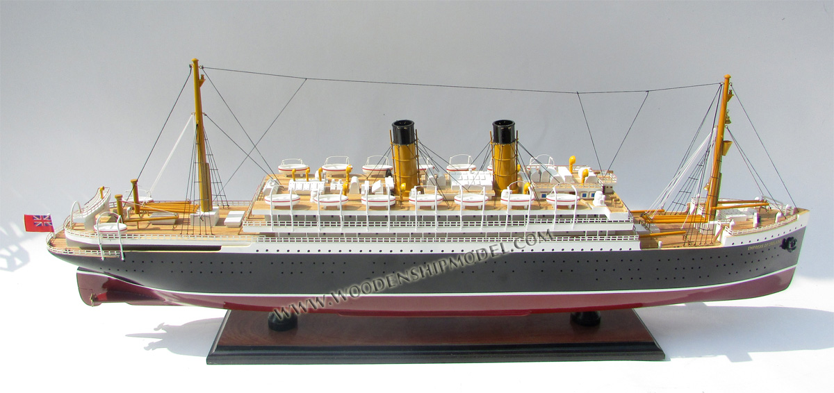 EMPRESS OF IRELAND, EMPRESS OF BRITAIN, scale Empress of Ireland model ship, ship model Empress of Ireland, wooden ship model Empress of Ireland, hand-made ship model Empress of Ireland with lights, display ship model Empress of Ireland, Empress of Ireland model