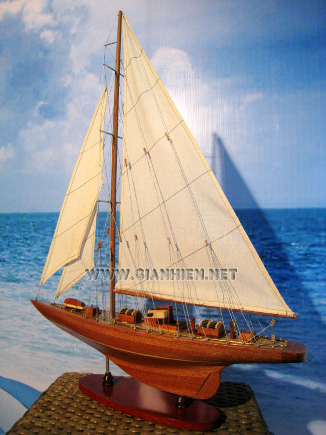 sail boat Endeavour, Endeavour yacht model, wooden model sail boat Endeavour, sailing boat Endeavour, Handcrafted sail boat model, quality sail boats Endeavour, Endeavour model, america cup collection sailboats, Endeavour V, Endeavour V boat, huge Endeavour sail boat, big Endeavour yacht model, custom make Endeavour sail boat