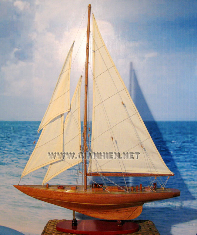 Enterprise wood finished, sailboat Enterprise, enterprise sailing boat model, model yacht enterprise, enterprise model boat for display, american yacht models, america cup collection model yachts, yacht model enterprise, enterprise J Class yacht, J class model yachts enterprise