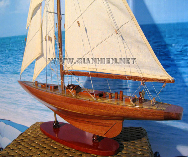 sailboat Enterprise, enterprise sailing boat model, model yacht enterprise, enterprise model boat for display, american yacht models, america cup collection model yachts, yacht model enterprise, enterprise J Class yacht, J class model yachts enterprise, Enterprise wood finished stern view