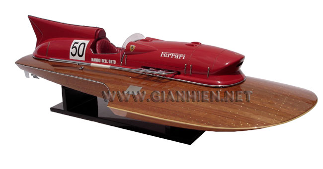 MODEL FERRARI ARNO XI READY FOR DISPLAY