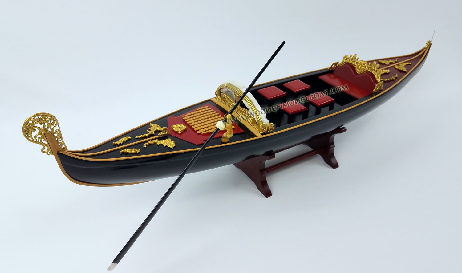 Gondola model ready for display