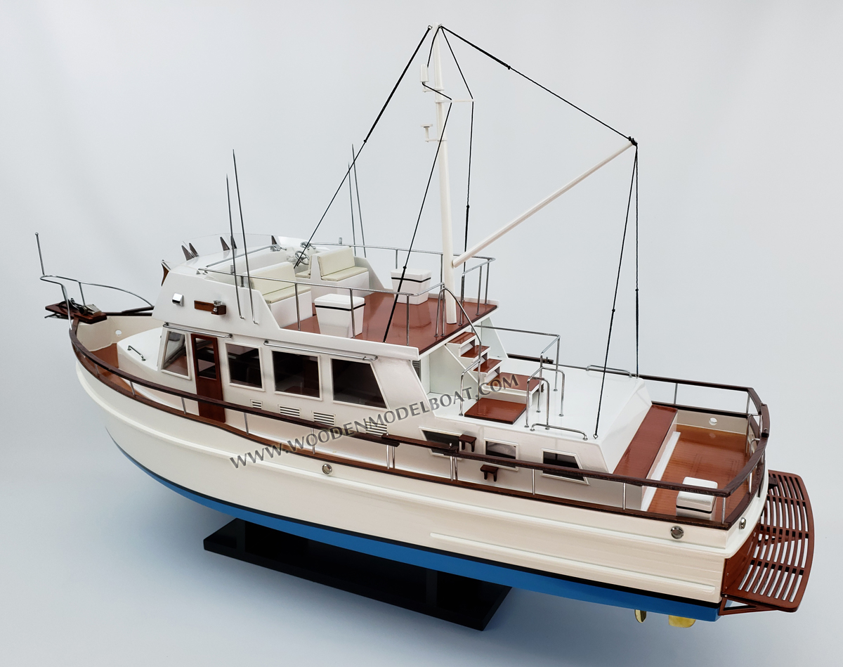 Grand Bank 42 trawler MODERN YACHT, yacht model Grand Bank 42 trawler, Hand-crafted Grand Bank 42 trawler yacht model, hand-made Grand Bank 42 trawler model, yacht model Grand Bank 42 trawler, display model Grand Bank 42 trawler, yacht model for display, Grand Bank 42 trawler cayman island yacht model, hand-made yacht model Grand Bank 42 trawler, Grand Bank 42 trawler for display, Grand Bank 42 trawler luxury yacht