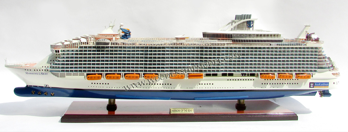 harmony of the Seas Model Ship, scale harmony of the Seas model ship, ship model harmony of the Seas, wooden ship model Harmony of the Seas, hand-made ship model Harmony of the Seas with lights, display ship model Harmony of the Seas, Harmony of the Seas model, woodenshipmodel, woodenmodelboat, gianhien, gia nhien co., ltd, gia nhien co model boat and ship builder