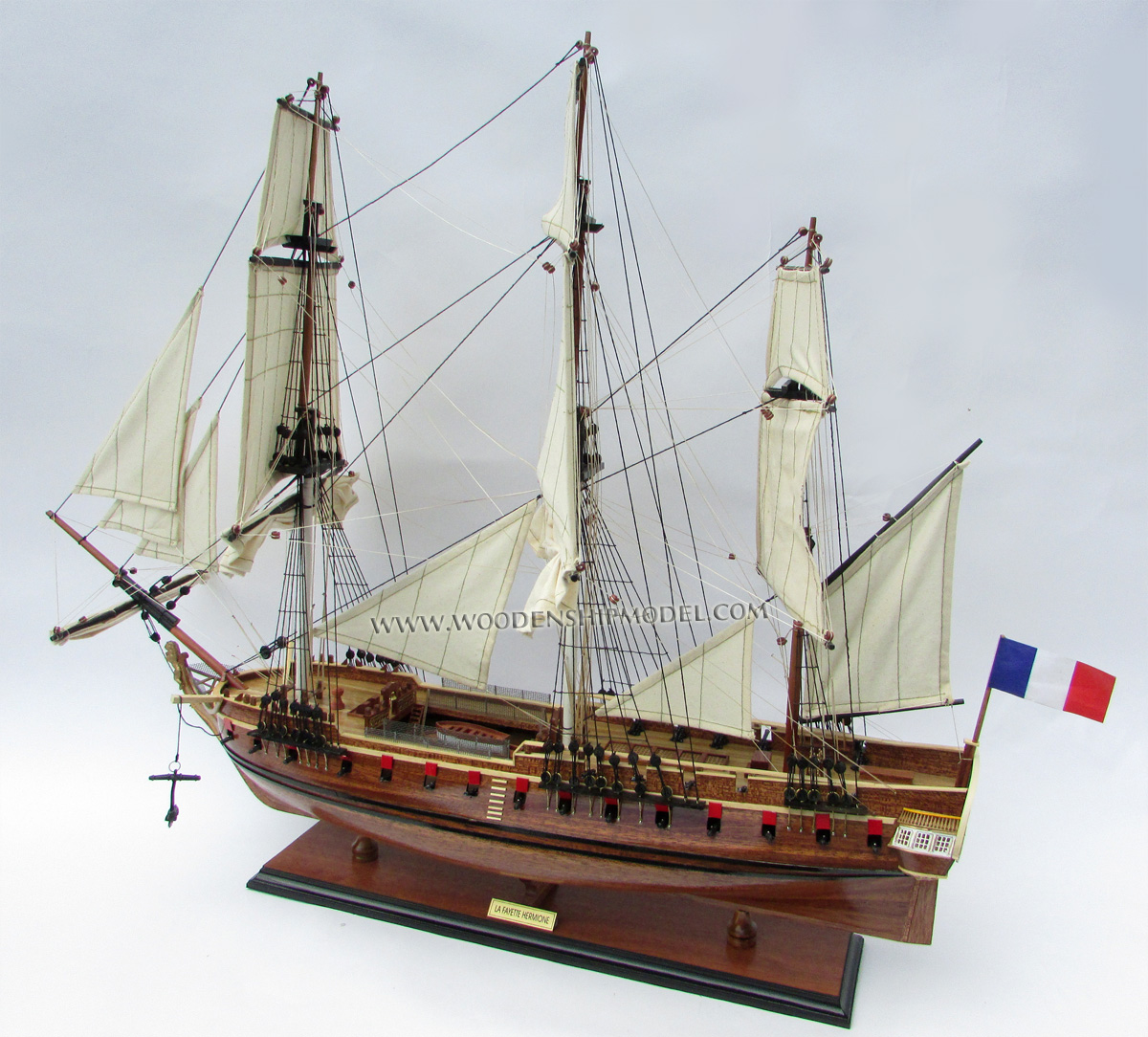 Woodenshipmodel La Fayette Hermione