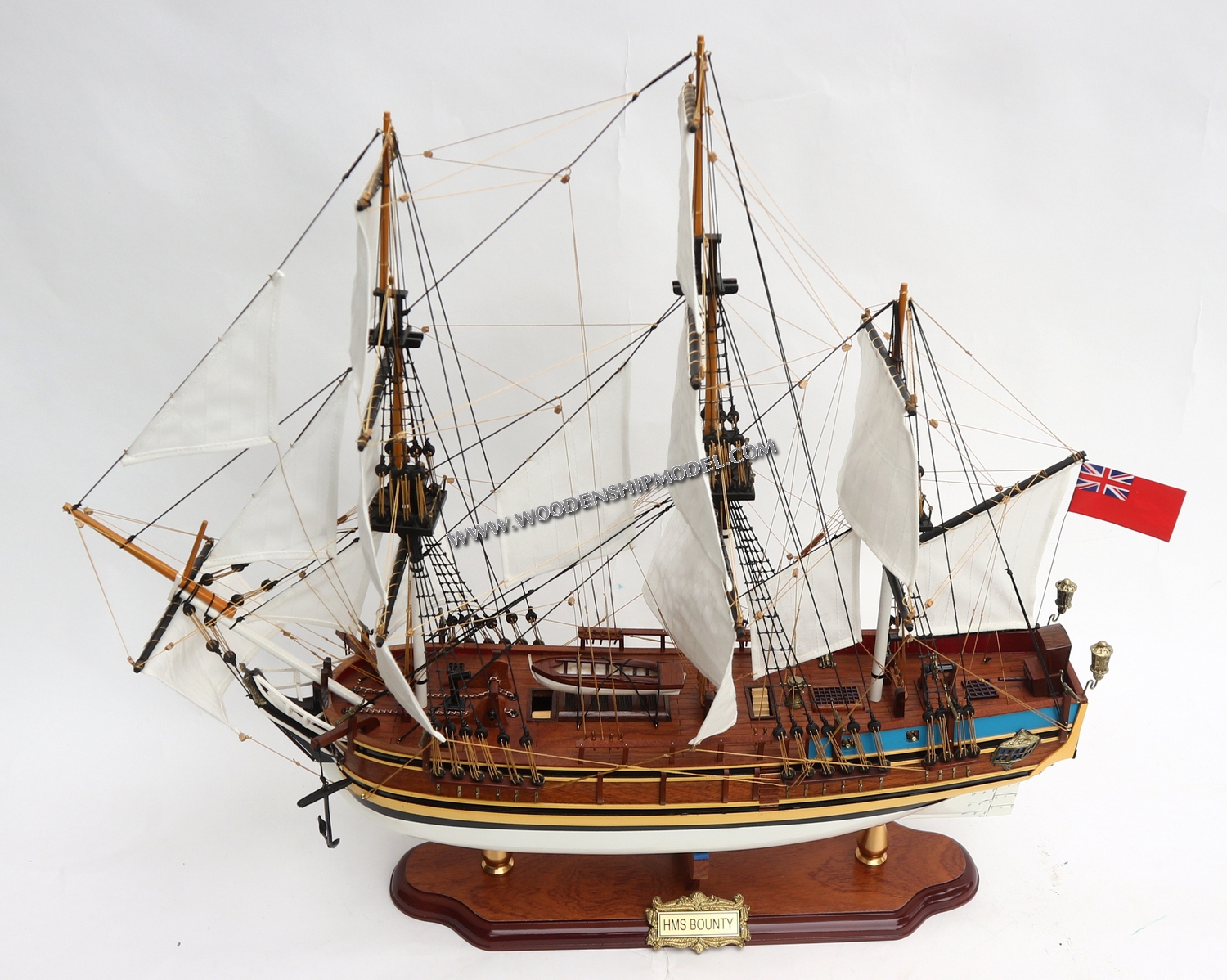 MODEL HMS BOUNTY  HULL VIEW, bounty; the bounty; hms bounty; tall ship; the bounty ship; bounty ship; hms; tallship; bounty hms; bounty ii; Captain Bligh HMS Bounty, wooden model ship bounty, ship model bounty open hull, open hull ship model bounty, quality model ship bounty, woodenshipmodel bounty, HMAV Bounty ship model, HMS Bounty historic ship, HMS Bounty tall ship, HMS Bounty wooden model ship, HMS Bounty model historic ship, model historic ship HMS Bounty, model British ship HMS Bounty