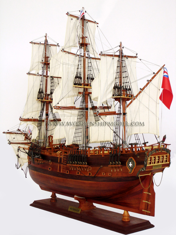 HMS Endeavour, HMS Endeavour tall ship, HMS Endeavour historic ship, HMS Endeavour wooden model ship handicraft, HMS Endeavour American model ship, model English historic ship HMS Endeavour, HM Bark Endeavour ship model