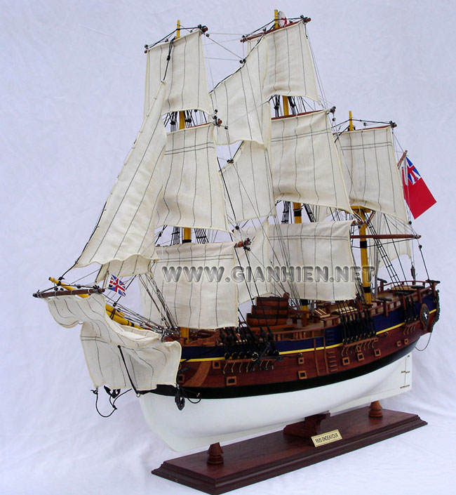 HMS Endeavour James Cook ship model, HMS Endeavour tall ship, HMS Endeavour historic ship, HMS Endeavour wooden model ship handicraft, HMS Endeavour Australian model ship, model English historic ship HMS Endeavour, HM Bark Endeavour ship model, wooden ship model HMS Endeavour, Handcrafted ship model HMS Endeavour, wooden model boat