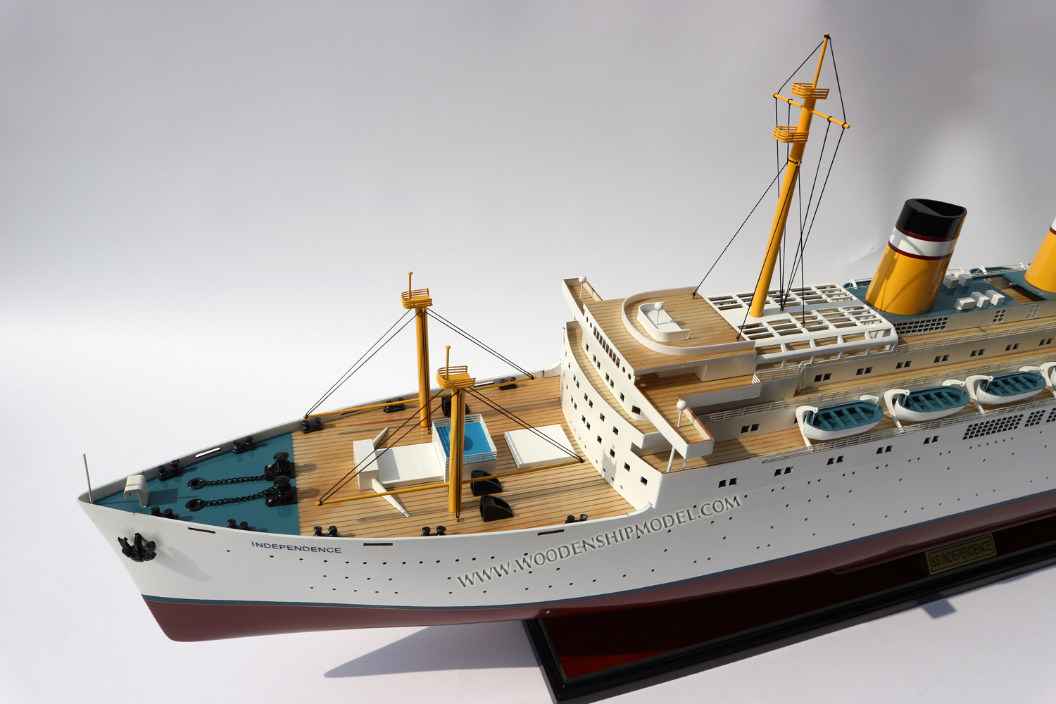 SS INDEPENDENCE model ship