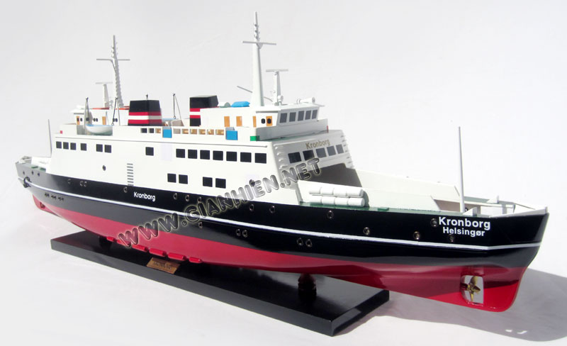 Ferry M/F KRONBORG