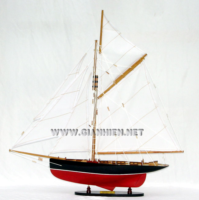 MODEL YACHT MAYFLOWER READY FOR DISPLAY, sailboat Mayflower model, wooden sail boat Mayflower, hand-crafted Mayflower model boat, wooden model boat Mayflower, MODEL YACHT Mayflower AMERICA'S CUP COLLECTION, Mayflower model yacht, model ship Mayflower, Mayflower sailing boat, sailing boat model Mayflower, Mayflower america cup yacht, yacht Mayflower, Mayflower model ship, ship model Mayflower