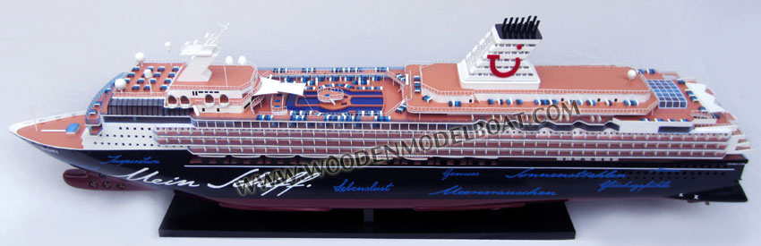 Ship Model Mein Schiff 2