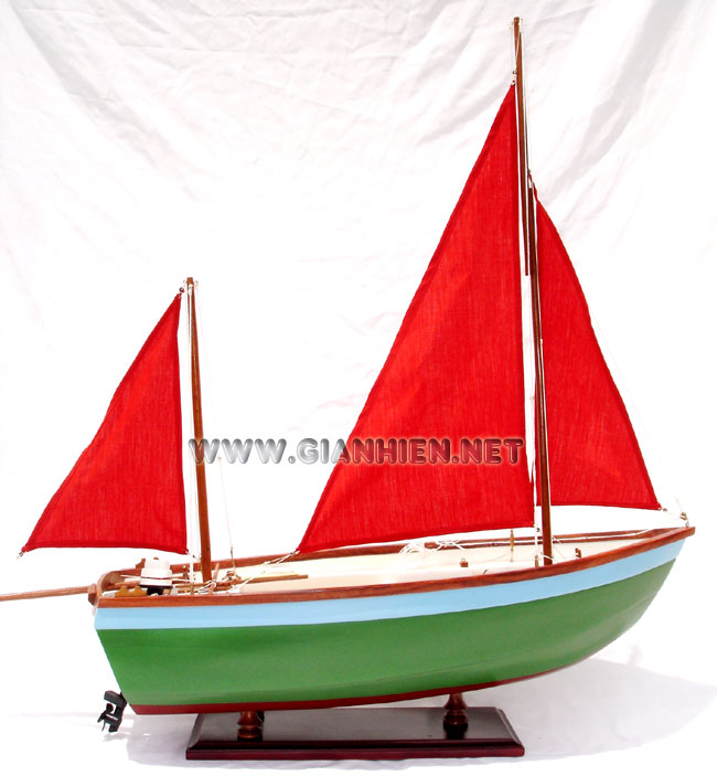 MODEL MUDLAK TRADITIONAL FINISHING BOAT READY FOR DISPLAY