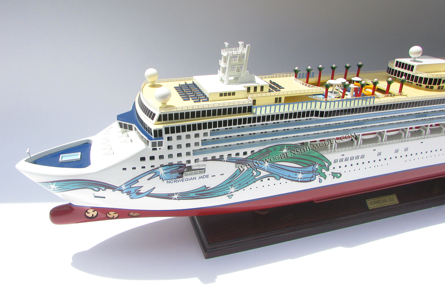 Hand-made ship Model Norwegian Jade