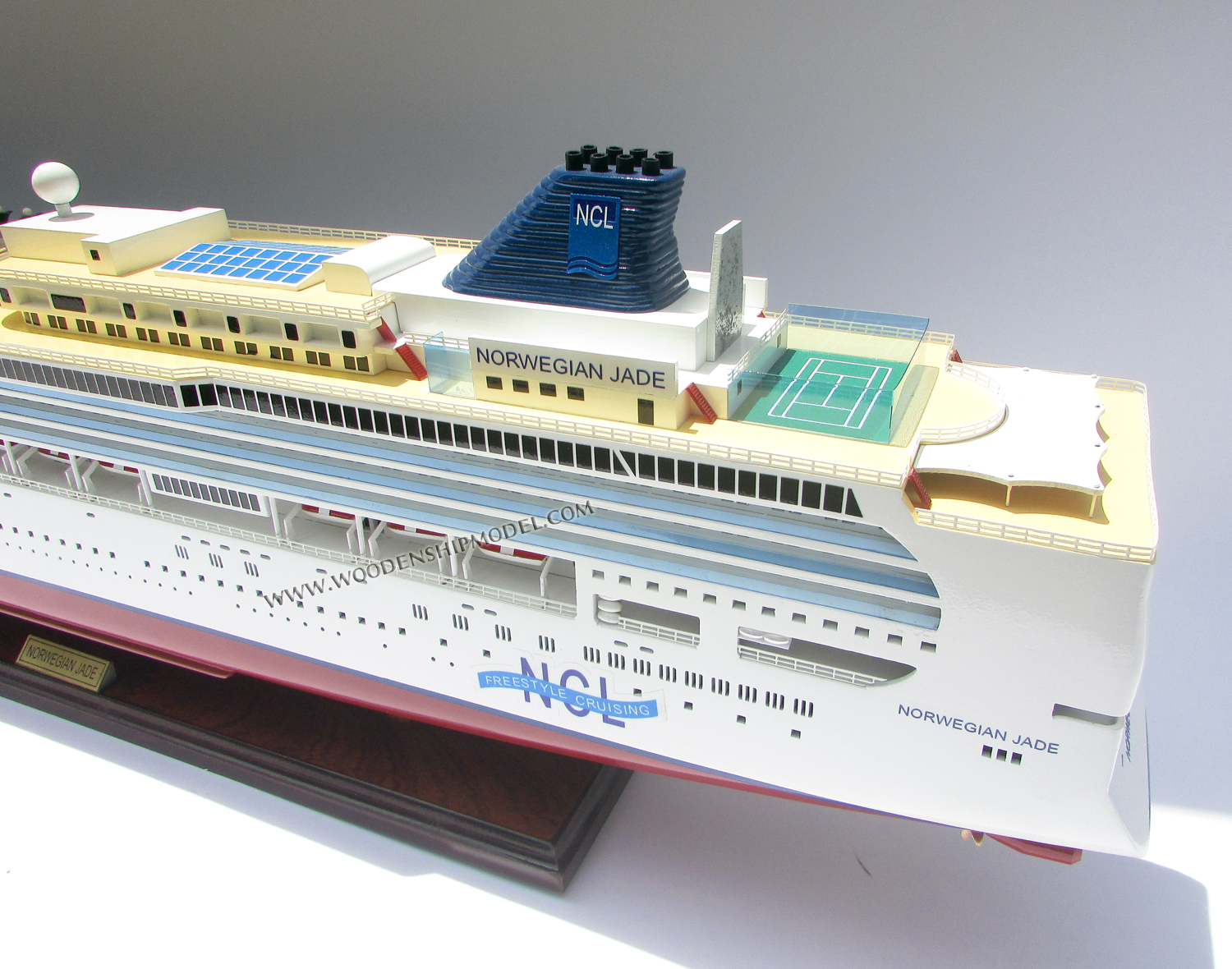 Ship Model Norwegian Jade