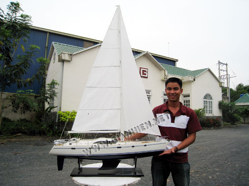 Oyster 72 Model Yacht