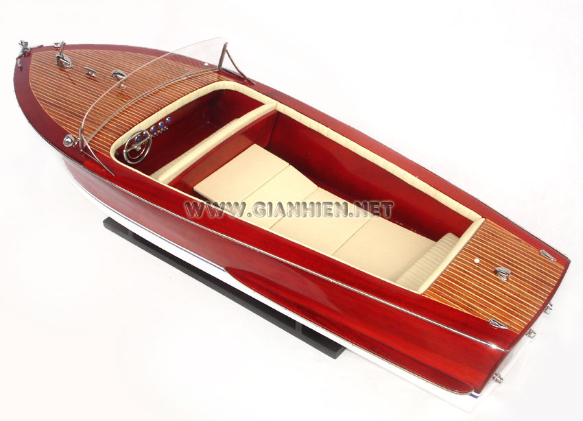 Riva Sebino display model