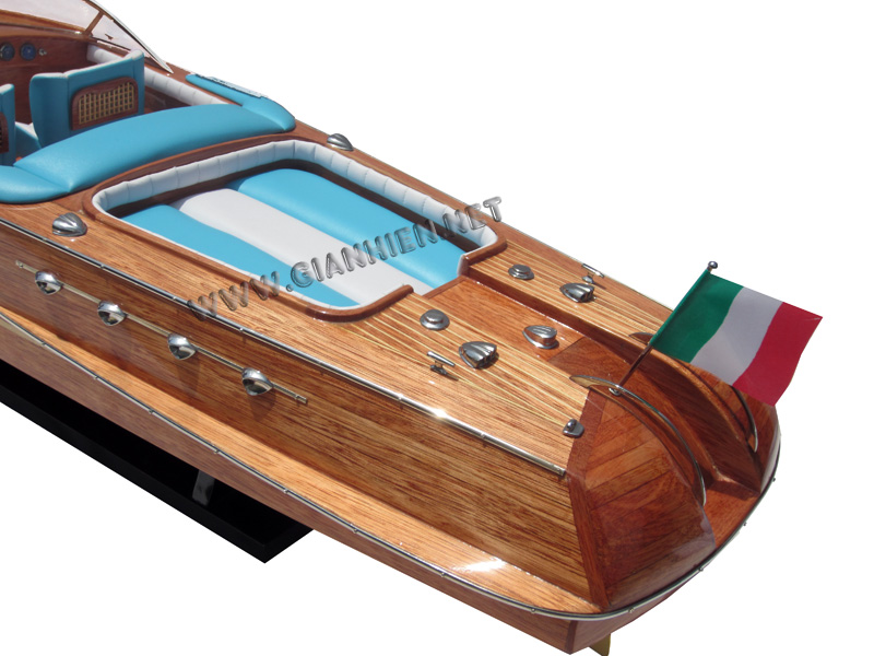 Model Boat Riva Aquarama Stern View, Riva Aquarama model boat, wooden boat Riva Aquarama, hand-crafted wood boat Riva, Riva Boats, display Riva boat model, Riva Aquarama Special Edition, Riva Aquarama Special Edition model speed boat, Riva Aquarama Special Edition wooden ship model, Riva Aquarama Special Edition Vietnam handmade