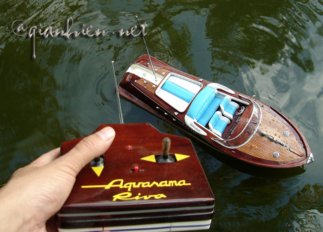 Riva Aquarama Radio Control