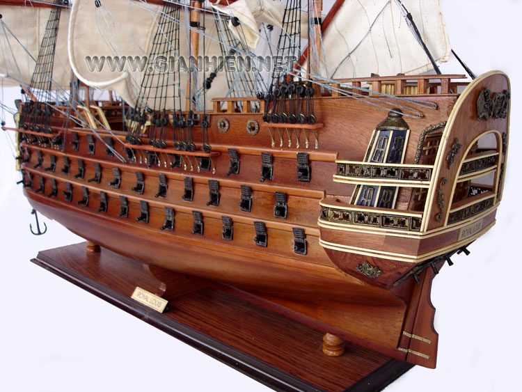 Royal Louis stern, Le Royal Louis, Le Royal Louis tall ship, Le Royal Louis historic ship, Le Royal Louis wooden model ship, Le Royal Louis model handicrafted ship, Le Royal Louis model handicraft boat, wooden model boat handicraft Le Royal Louis, model historic ship Le Royal Louis, model handicrafted ship Le Royal Louis, handcrafted Soleil Royal french ship, french historic ship, hand-made wooden ship model Royal Louis