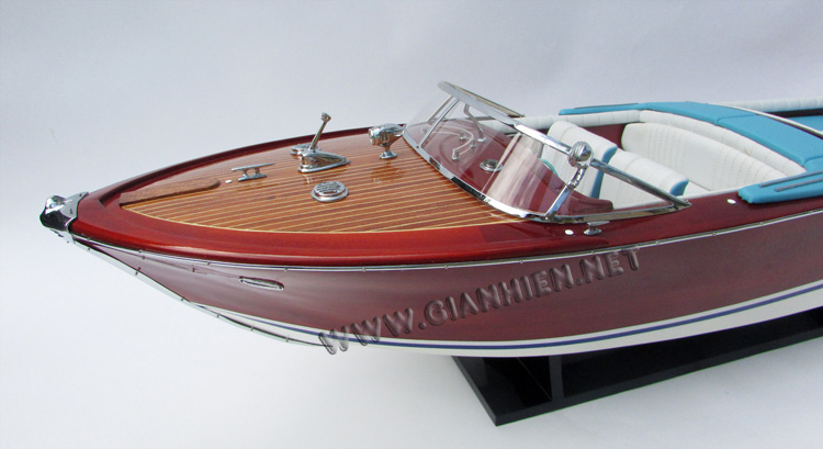 Special Riva Aquarama, Special Riva Aquarama model boat, Special Riva Aquarama wooden boat, wooden model boat Riva, replica Special Riva Aquarama model, display model boat Special Riva Aquarama, handcrafted model boat Special Riva Aquarama, handmade Special Riva Aquarama model, scratch build model boat Special Riva Aquarama, quality model boat Special Riva Aquarama, luxury wooden boat Special Riva Aquarama, miniature wooden boat Special Riva Aquarama model, handmade Vietnam model boat, Special Riva Aquarama ready for display