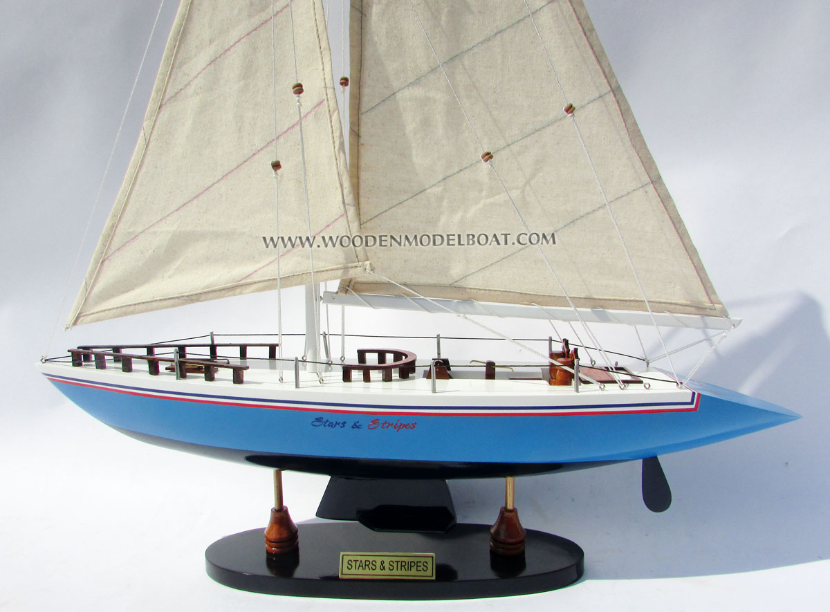 Model Sailing Boat Stars & Stripes Hull View