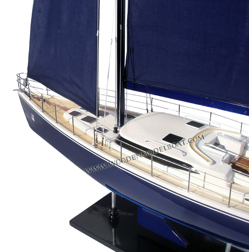 Storm 2 model yacht