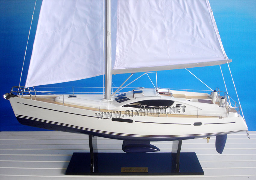 Sun Odyssey 45DS hull