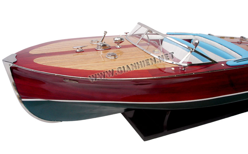 Super Riva Tritone Model ready for display cockpit view