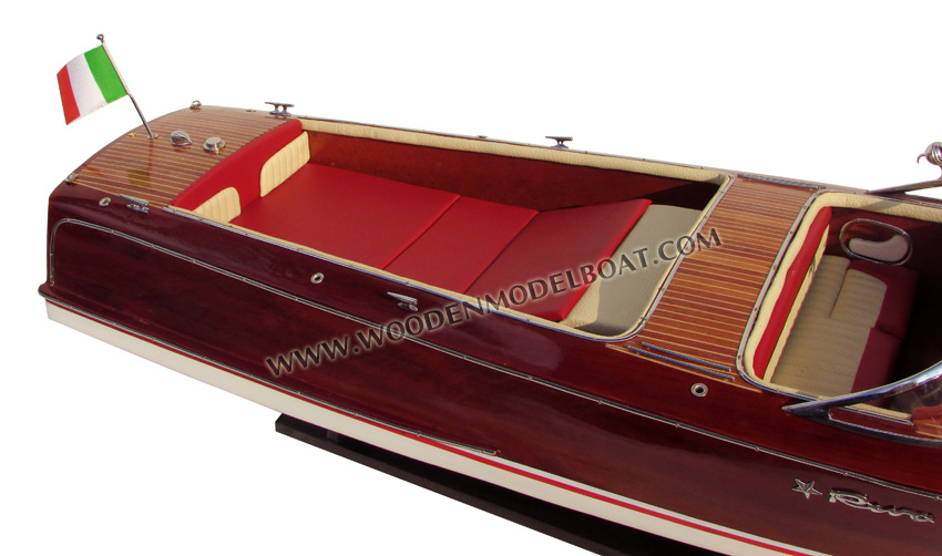 Super Riva Florida Wooden Model Boat, wooden model boat super riva florida, riva florida model boat, classic model super riva florida, display model riva florida super, classic wooden boat super riva florida, wooden model boat handicrafts, hand-crafted wooden boat rivas, riva boats handmade, hand-made riva boats super florida