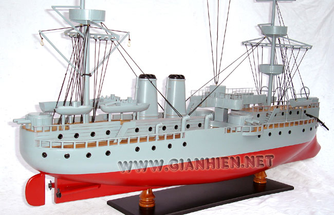 JAPANESE BATLLE SHIP MODEL WW1 THINEN STERN VIEW