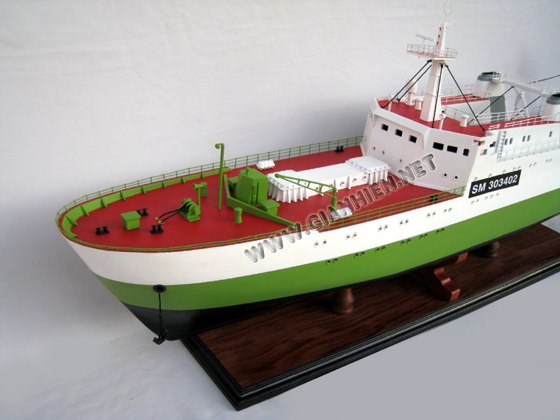 Victor Pleven Trawler model, fishing boat Victor Pleven, Fishing Boat Victor Pleven model, model ship Victor Pleven, Trawler model Victor Pleven, finishing boat Victor Pleven model