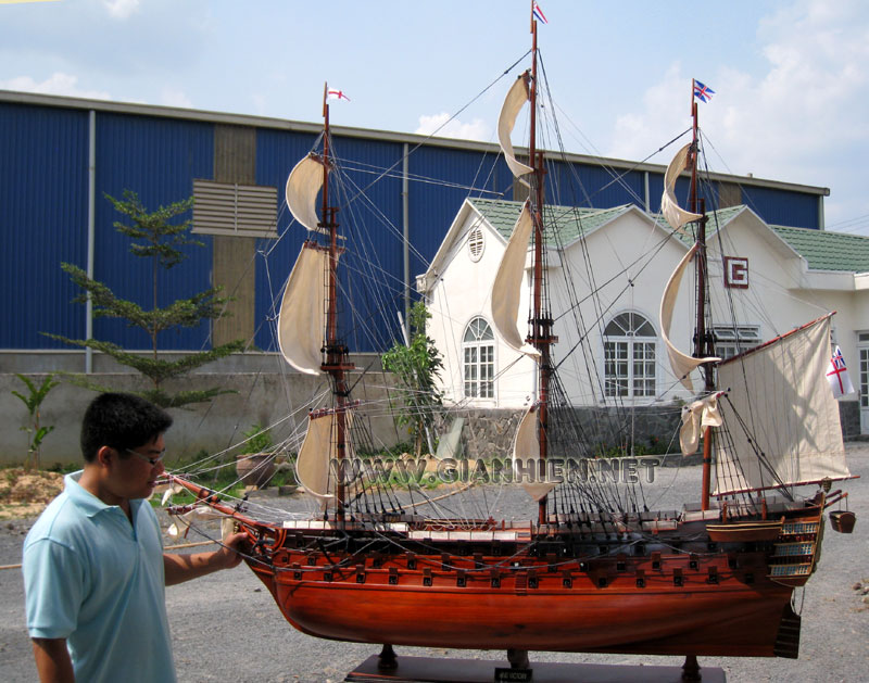 Model Ship XL HMS Victory ready for display